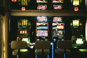 What Are Medium Volatility Slots and Why Should You Play Them?